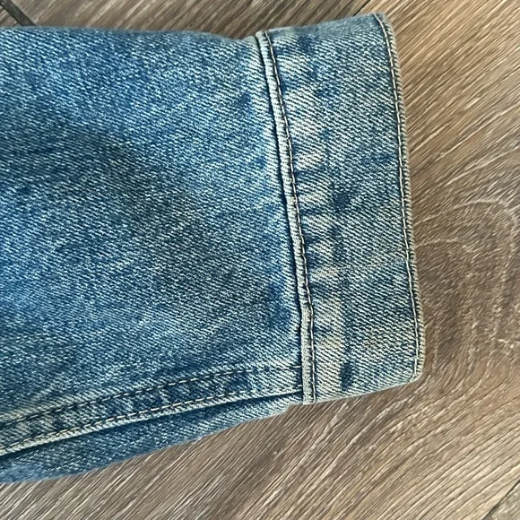 Gap Small Women’s Denim/Jean Jacket - Picture 4 of 5